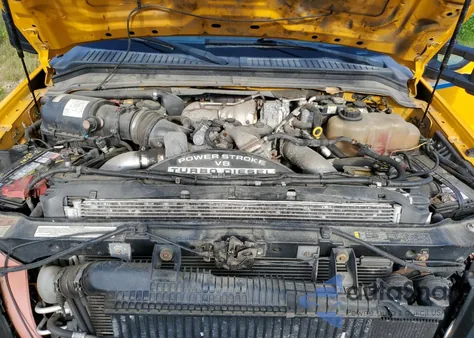 2009 Ford F550 Super Duty из США, поврежденный, VIN 1FDAF57R99EA10008